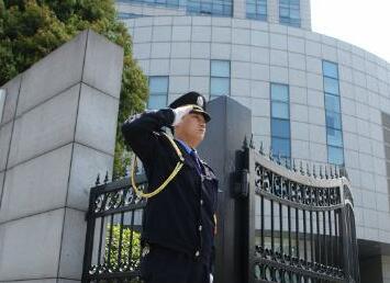 學(xué)校保安對(duì)學(xué)校重要嗎？